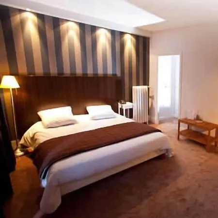 Hotel Les Negociants 2*